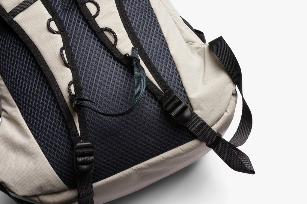Bellroy Lite Daypack - Beige
