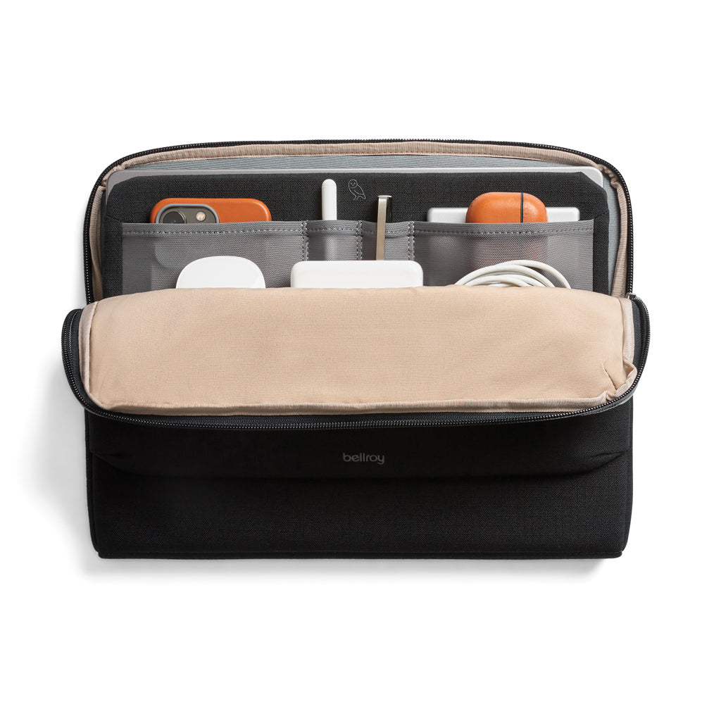 Bellroy Laptop Caddy 16' - Black