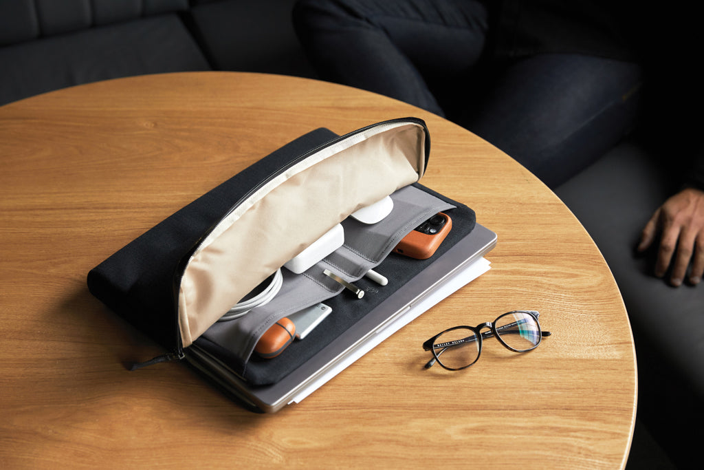 Bellroy Laptop Caddy 16' - Black