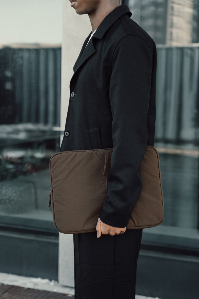 KENTO URBAN RCS recycled nylon 15.6 inch laptop sleeve - Brown
