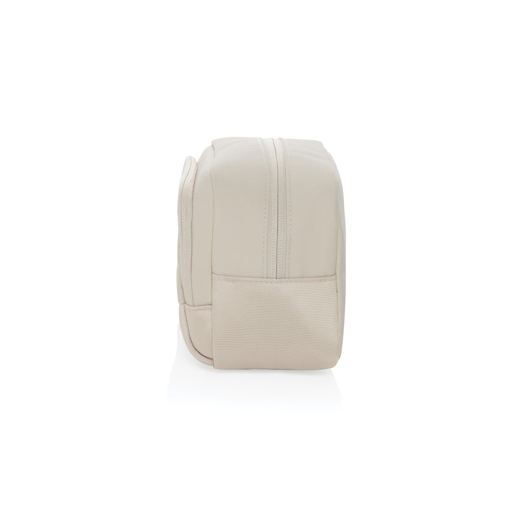 Armond AWARE™ RPET toiletry bag - Beige