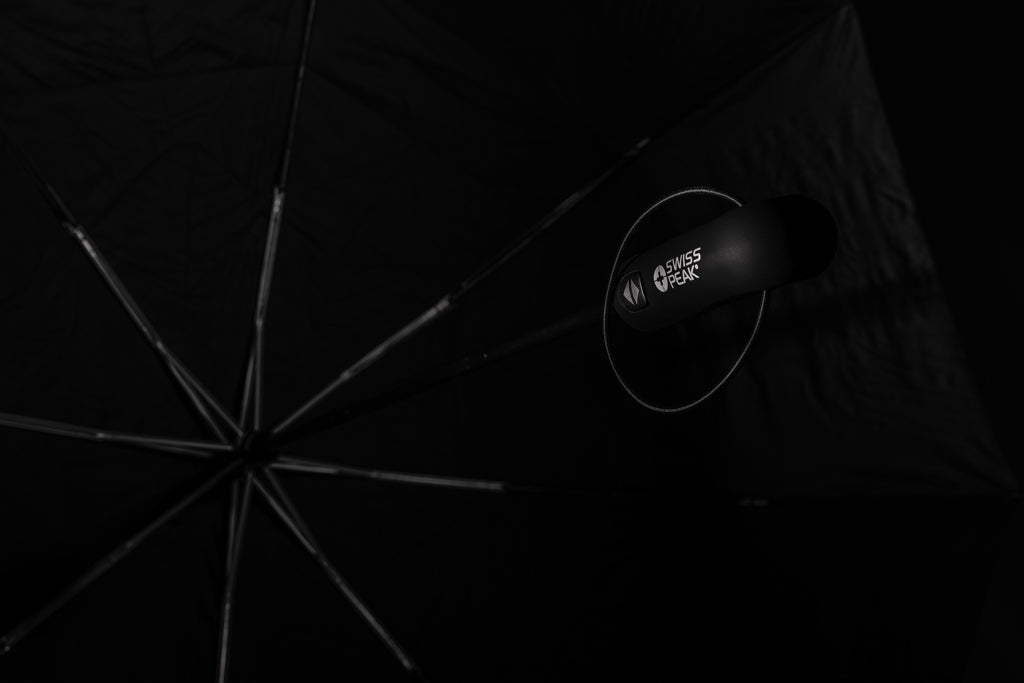 Swiss Peak Aware™ Tornado 27” pocket storm umbrella - Black