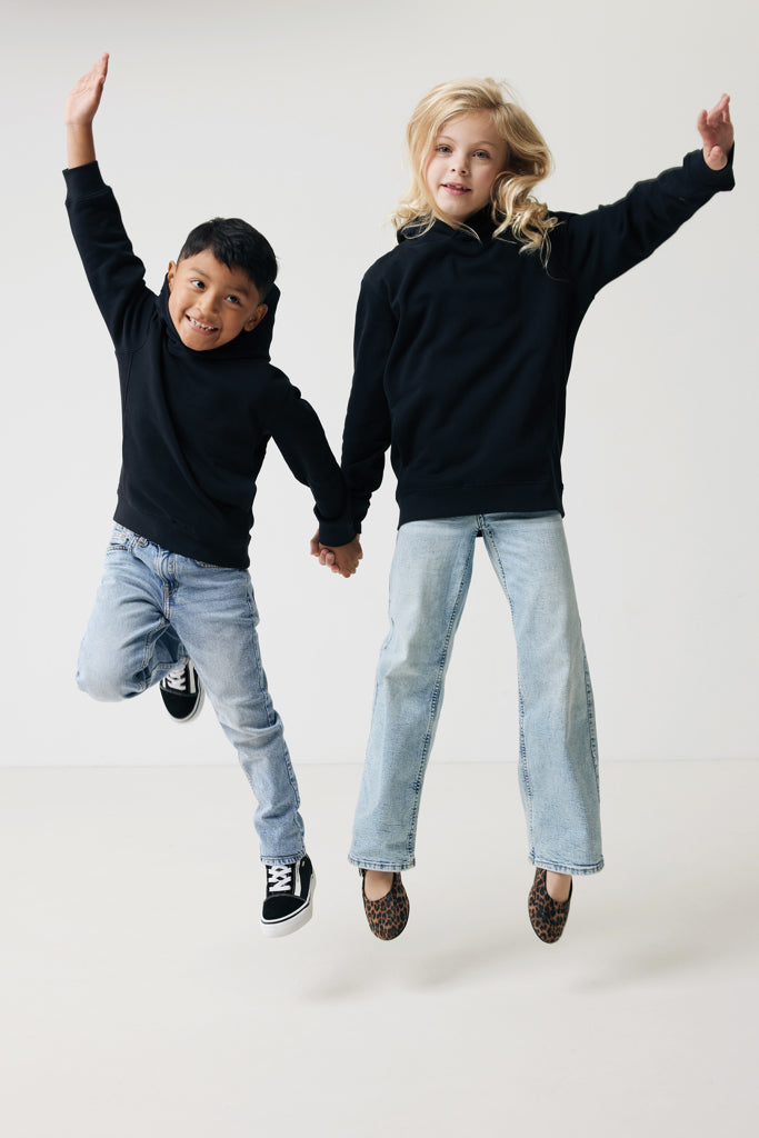 IQONIQ Yengo kids recycled cotton hoodie with sidepockets - Black