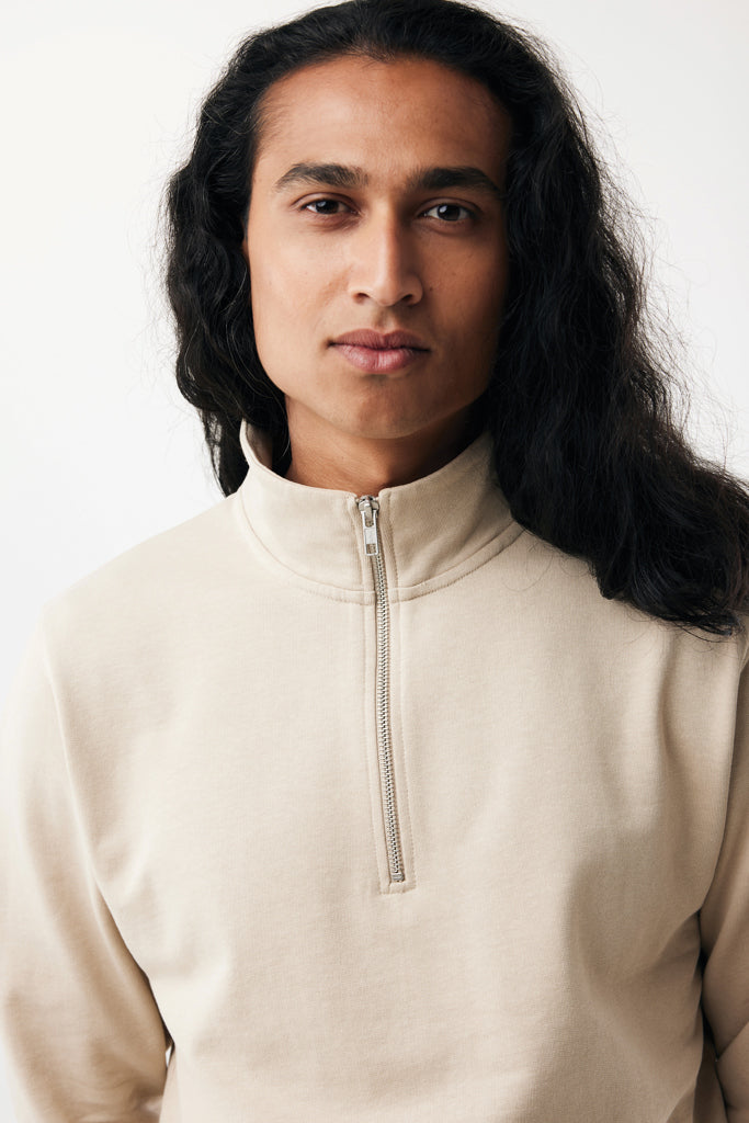 IQONIQ Elgon recycled cotton quarter zip sweater - Desert