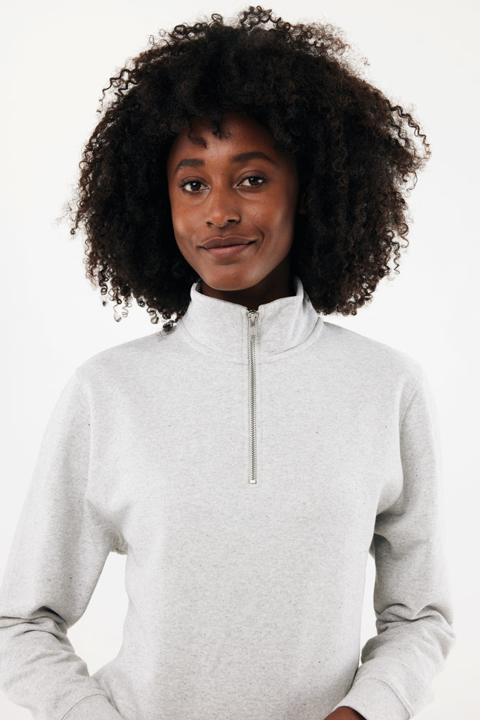 IQONIQ Elgon recycled cotton quarter zip sweater - Light Heather Grey