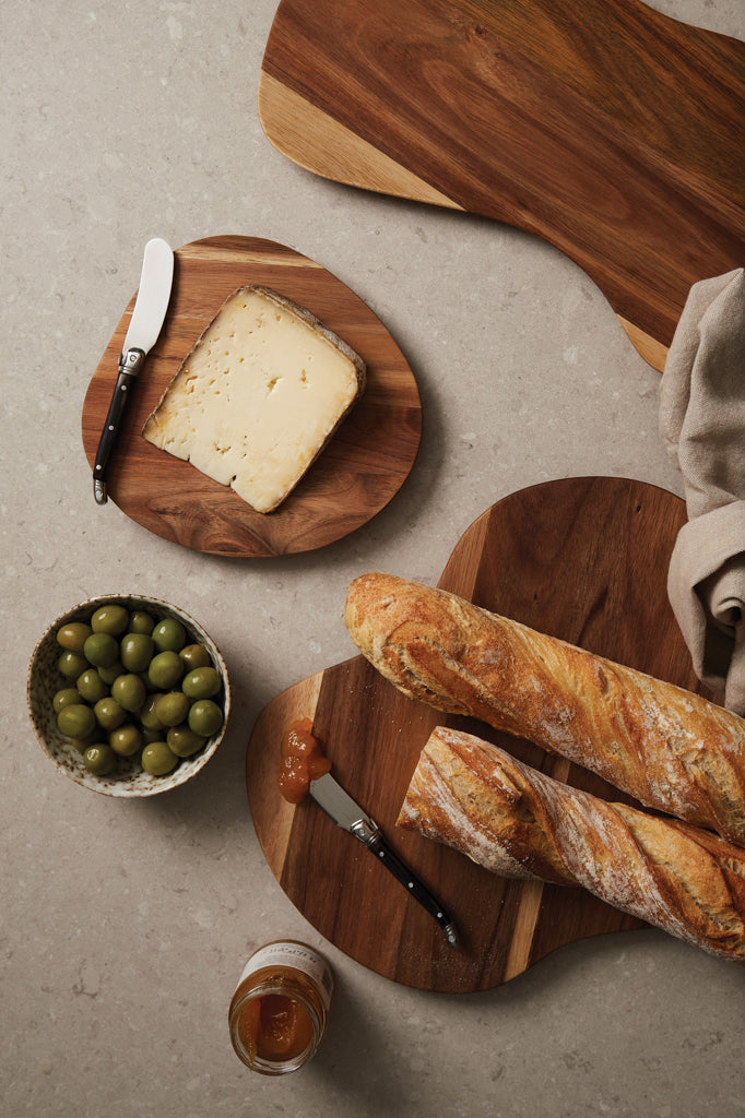 VINGA Veia serving board M - Brown
