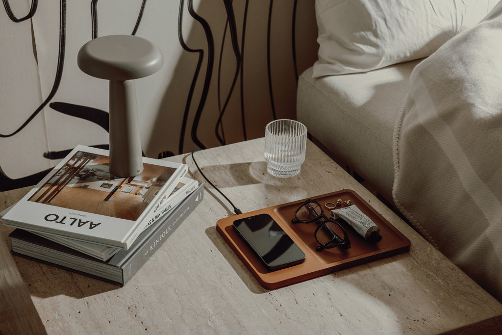VINGA Timo RCS desk charger and accessory tray - Brown