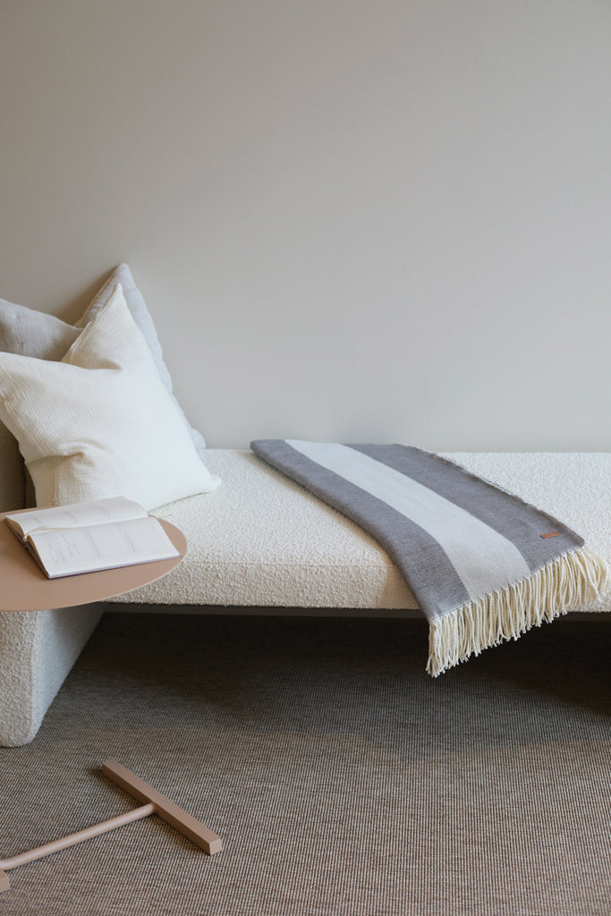 VINGA Tella Aware™ polylana® blanket - Grey