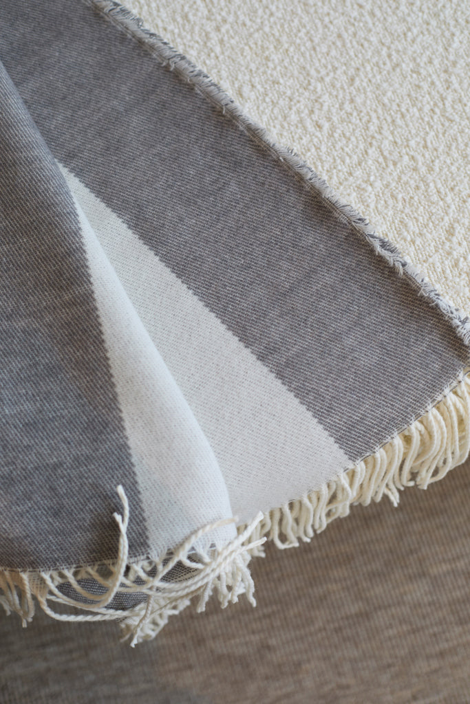 VINGA Tella Aware™ polylana® blanket - Grey