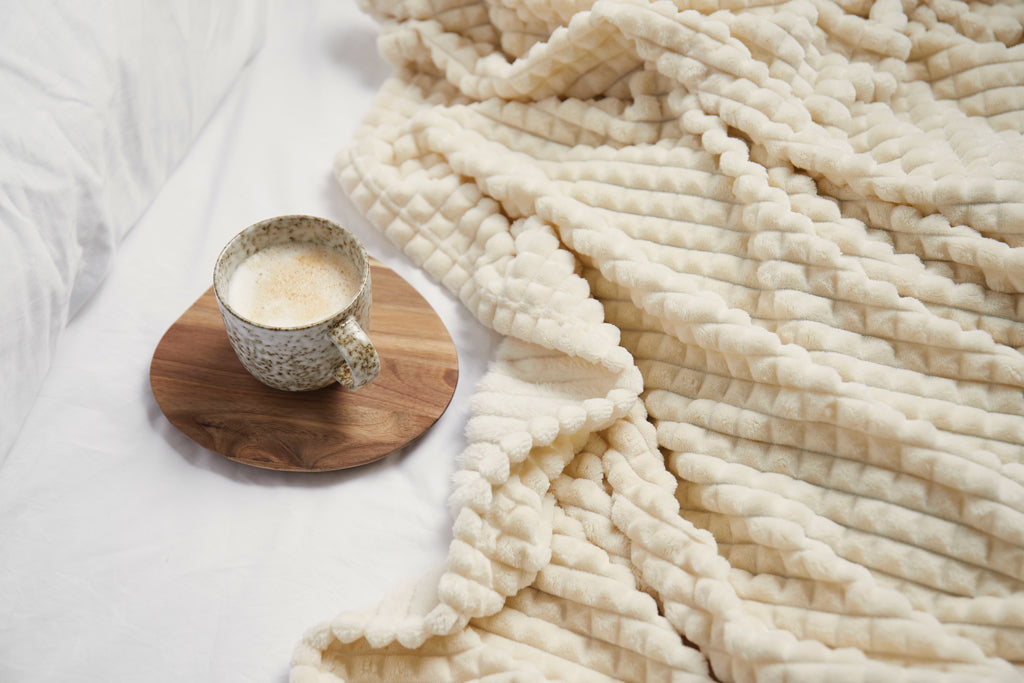 VINGA Branson GRS recycled pet blanket - Beige
