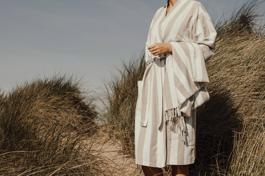 VINGA Ornos GRS hammam robe S/M - Beige