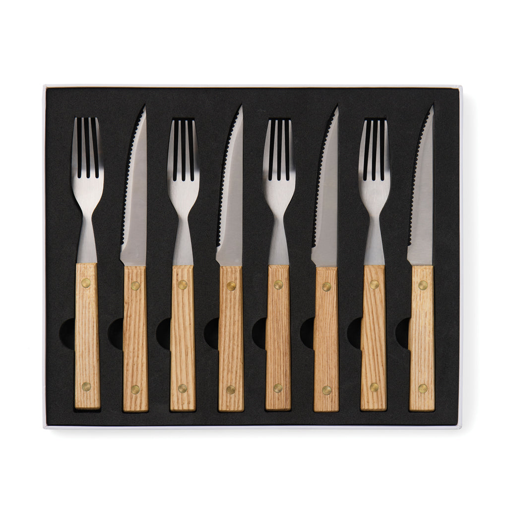 VINGA Paso 8 pcs bbq cutlery set - Brown
