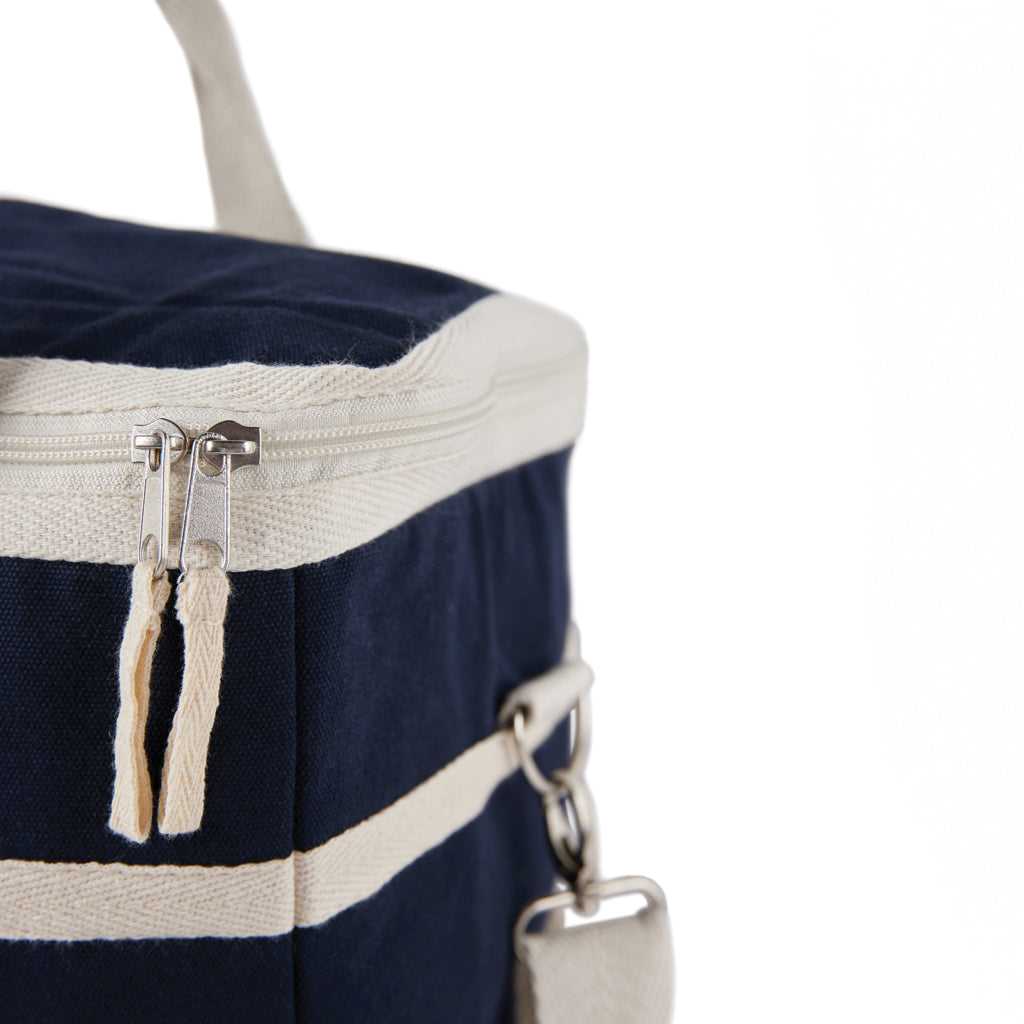 VINGA Volonne AWARE™ recycled canvas cooler basket - Blue