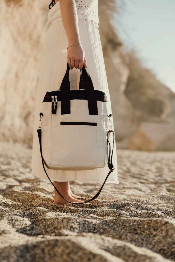 VINGA Volonne AWARE™ recycled canvas cooler tote bag - Off White