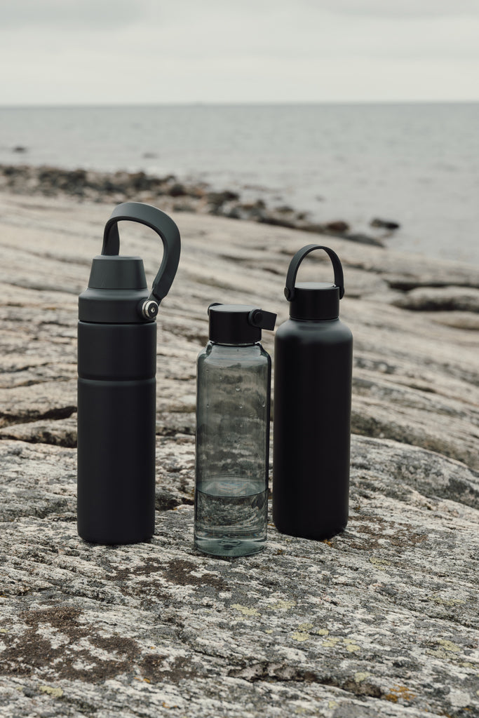 VINGA Baltimore trek RCS recycled SS bottle 600 ML - Black