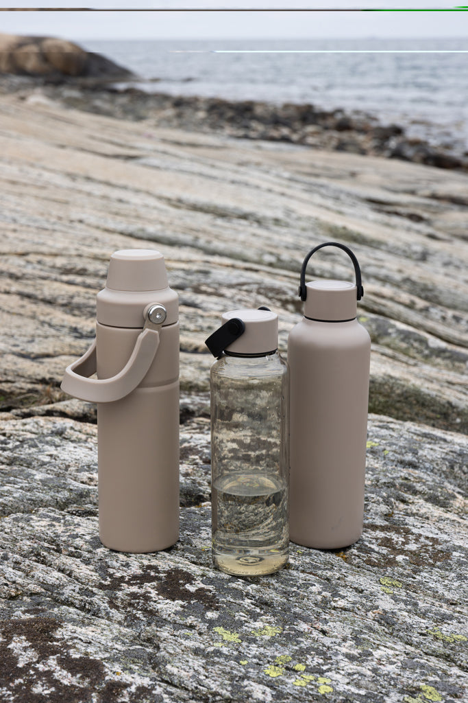 VINGA Baltimore RCS RPET bottle 550 ML - Greige