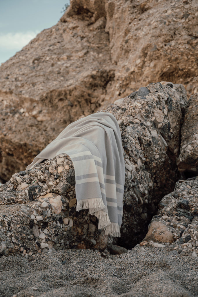VINGA Tolo hammam terry towel - Grey