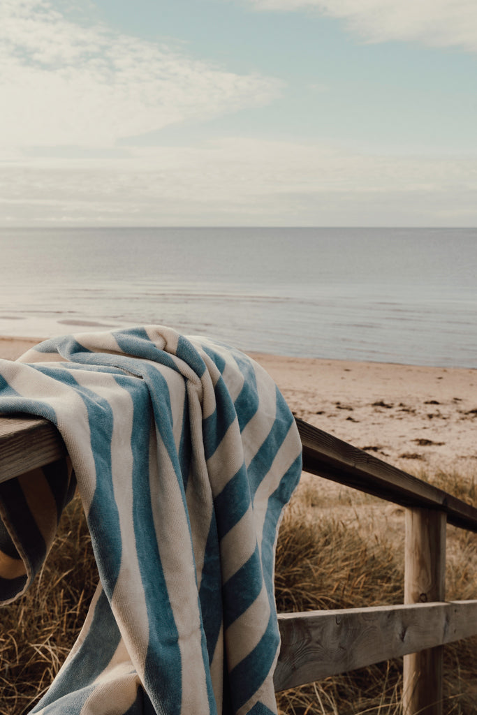 VINGA Lagoa GRS beach towel - Light Blue