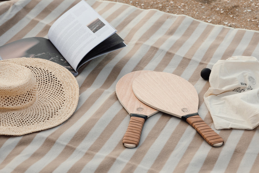 Vinga Colos beach tennis game - Brown
