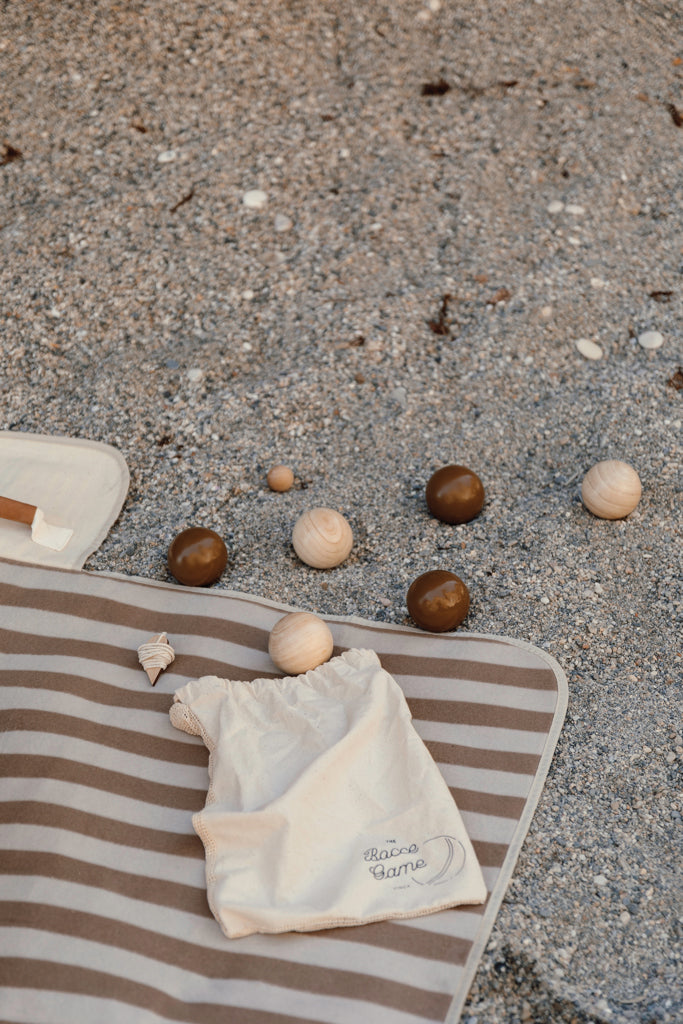 VINGA Bocce game - Brown