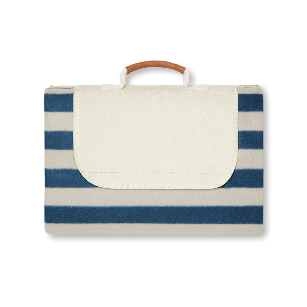 VINGA Alba GRS RPET picnic blanket large - Navy