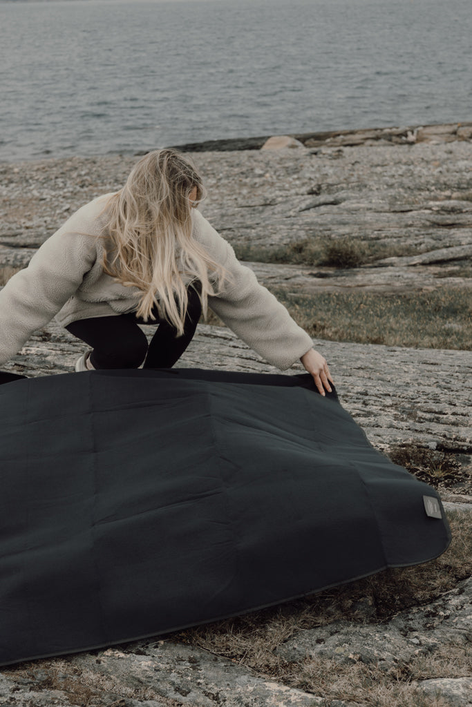 VINGA Baltimore RCS picnic blanket - Black