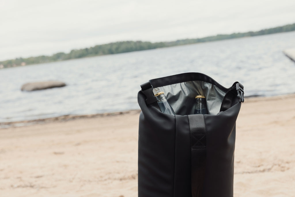 VINGA Baltimore RCS Roll-top cooler bag - Black