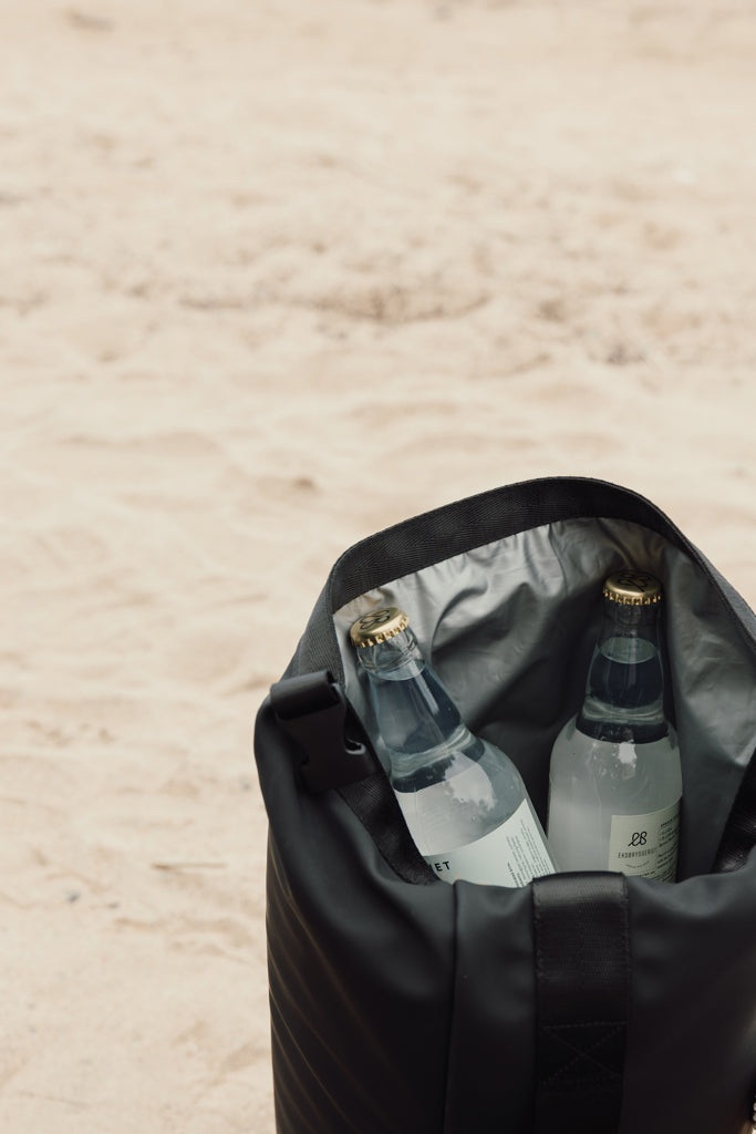 VINGA Baltimore RCS Roll-top cooler bag - Black