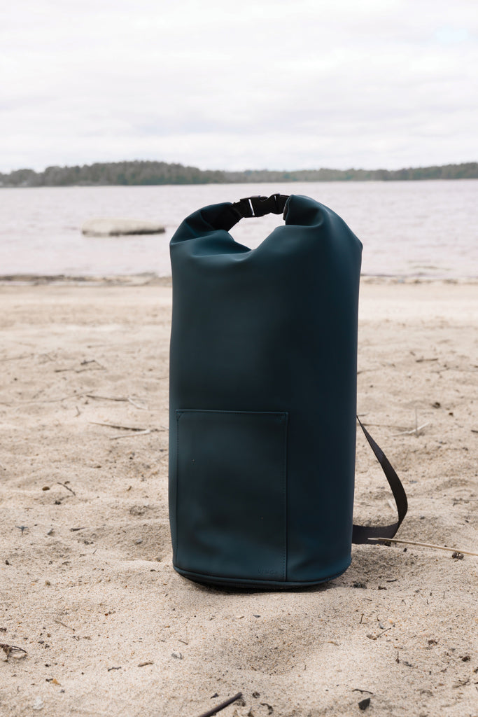 VINGA Baltimore RCS Roll-top cooler bag - Navy
