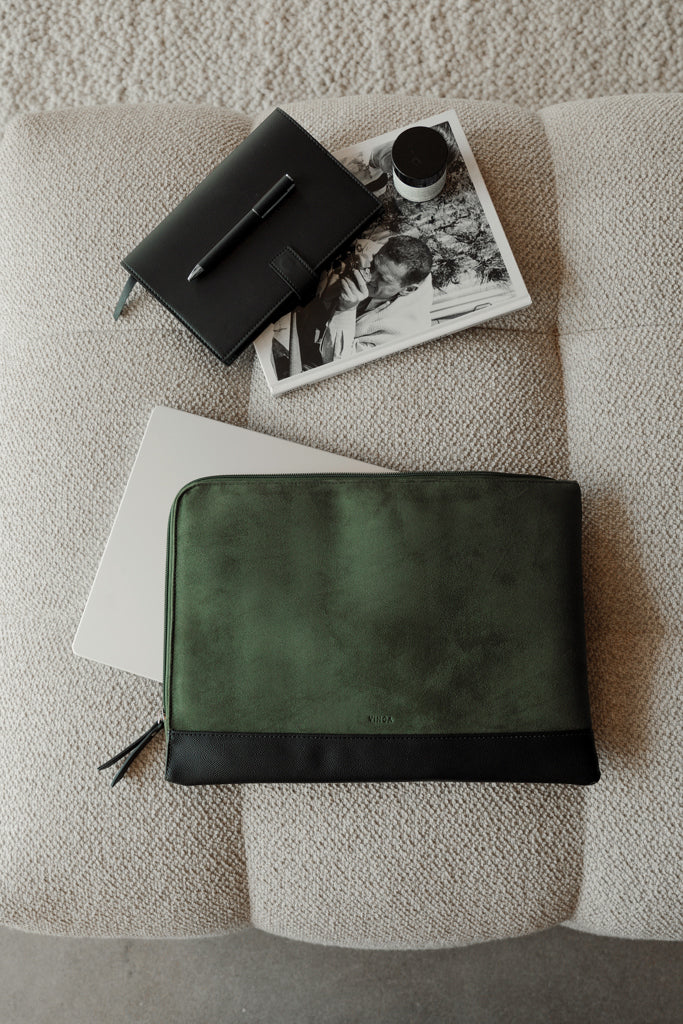 VINGA Marlow RCS recycled polyester 16' laptop sleeve - Green
