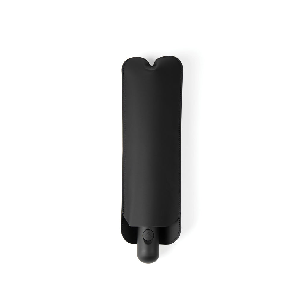 VINGA Baltimore AWARE™ RPET 21' umbrella - Black