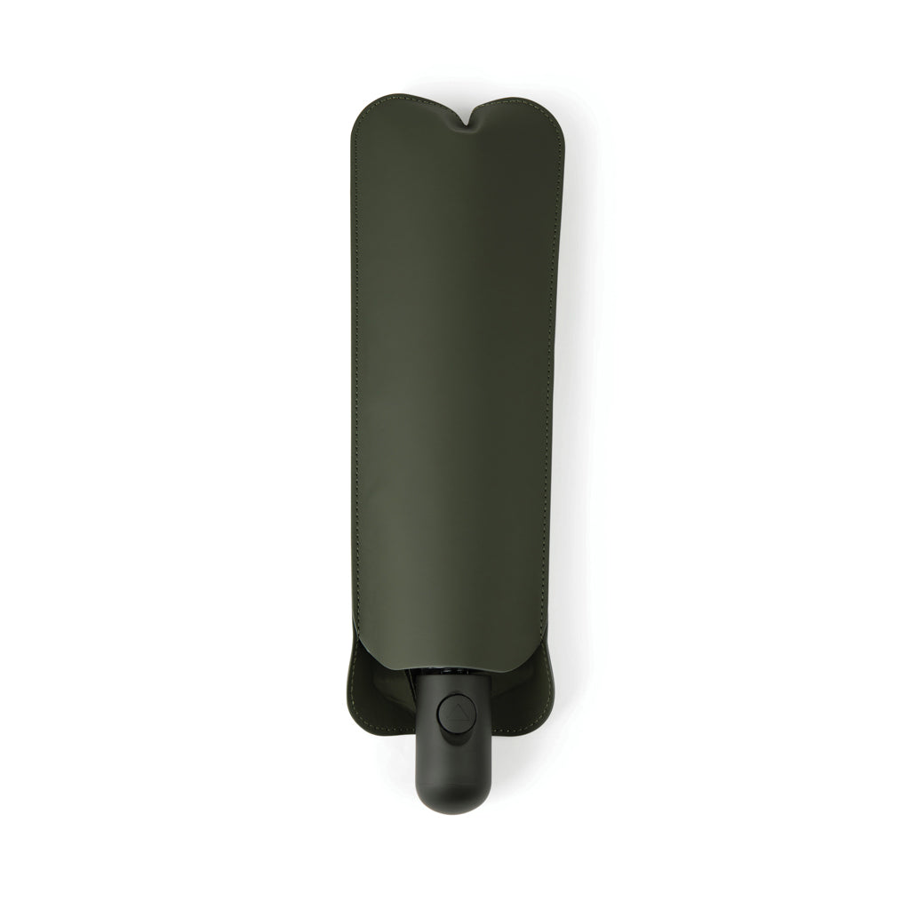 VINGA Baltimore AWARE™ RPET 21' umbrella - Green