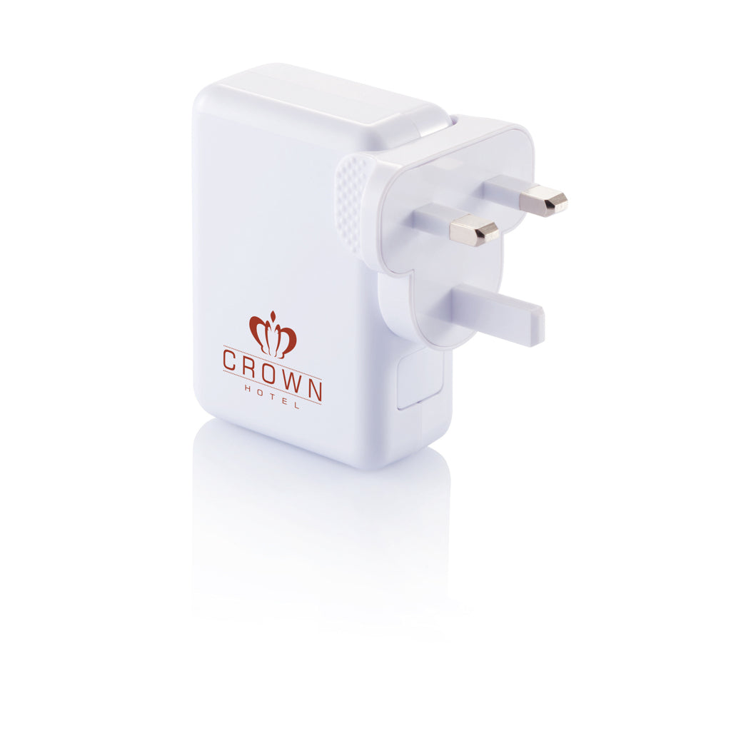 Travel plug with 4 USB ports - White